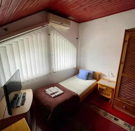 Guest House Luxotel