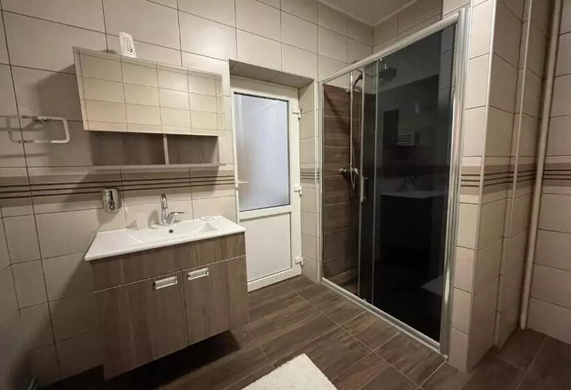 Guest House Luxotel