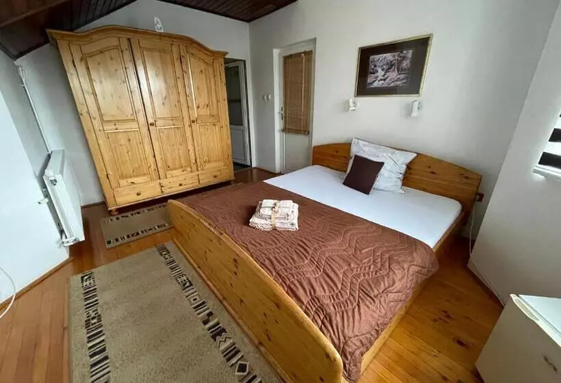 Guest House Luxotel