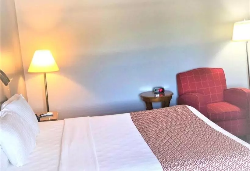 ホテル Countryside Inn Richmondville