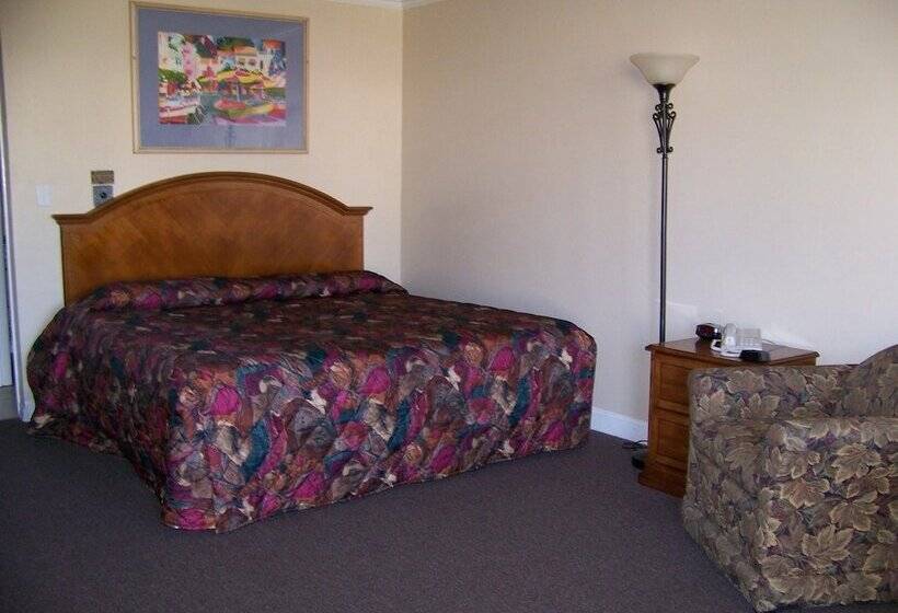 酒店 Emerald Sands Inn