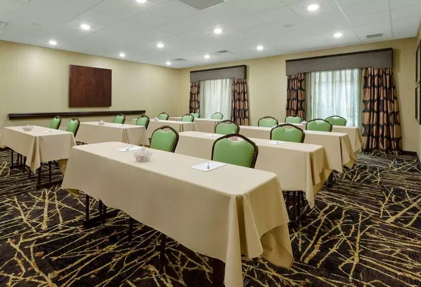 ホテル Hampton Inn & Suites Williamsport - Faxon Exit