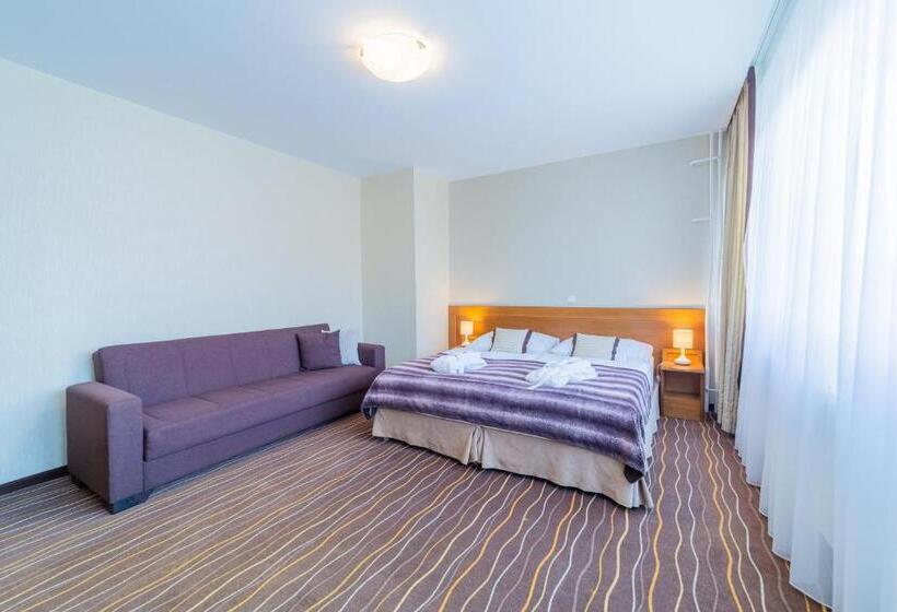 בית מלון כפרי Kontakt Wellness