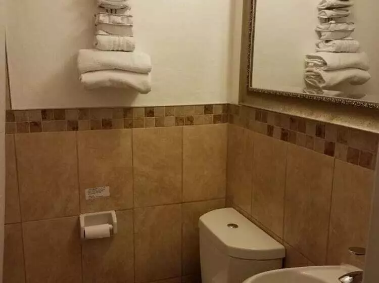 호텔 Scottish Inn Okeechobee