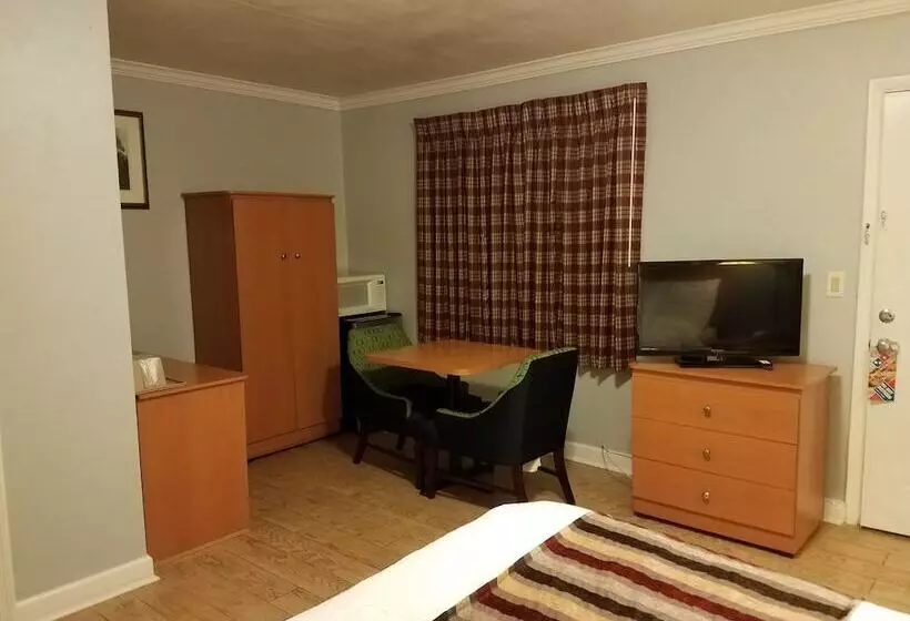 호텔 Scottish Inn Okeechobee