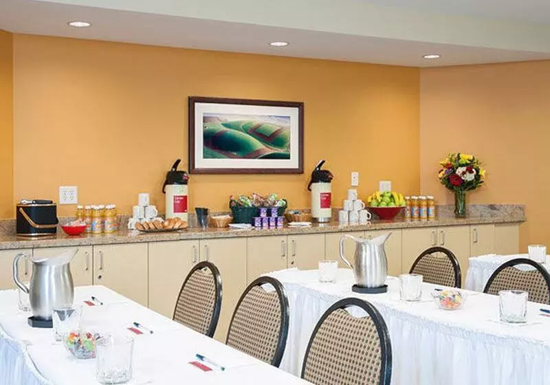 酒店 Towneplace Suites Des Moines Urbandale