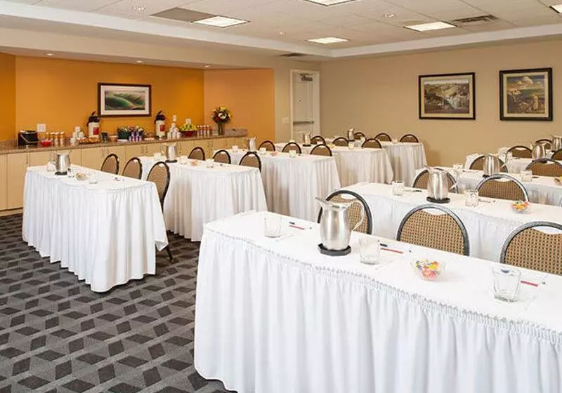 酒店 Towneplace Suites Des Moines Urbandale