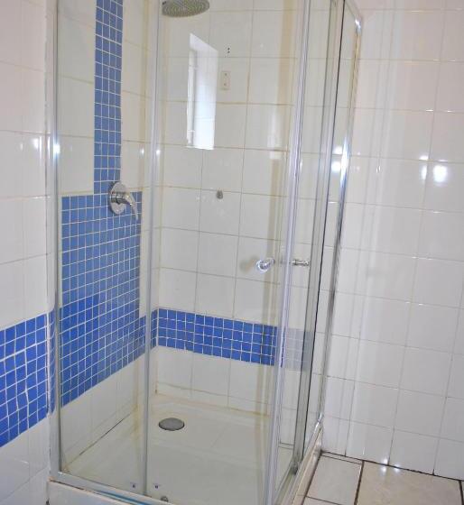 Lapologa Bed & Breakfast