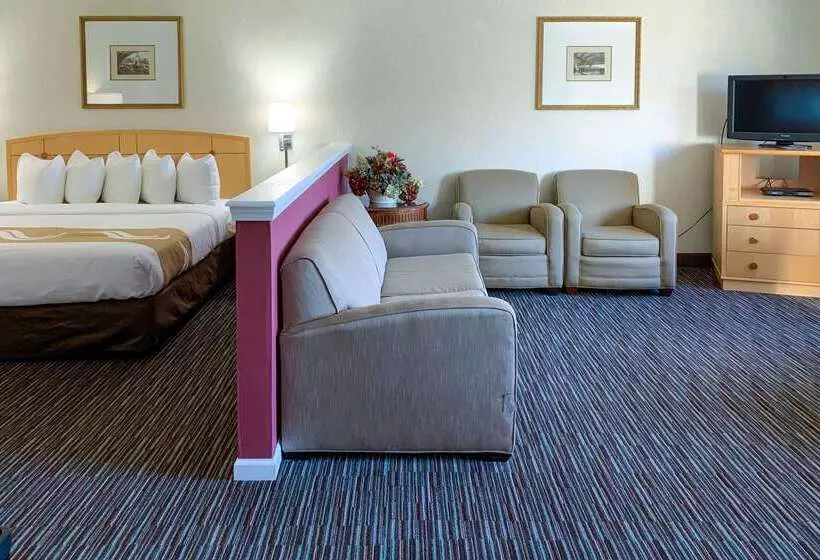 فندق على الطريق Quality Inn Near Toms River Corporate Park