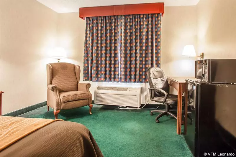 فندق على الطريق Quality Inn Near Toms River Corporate Park