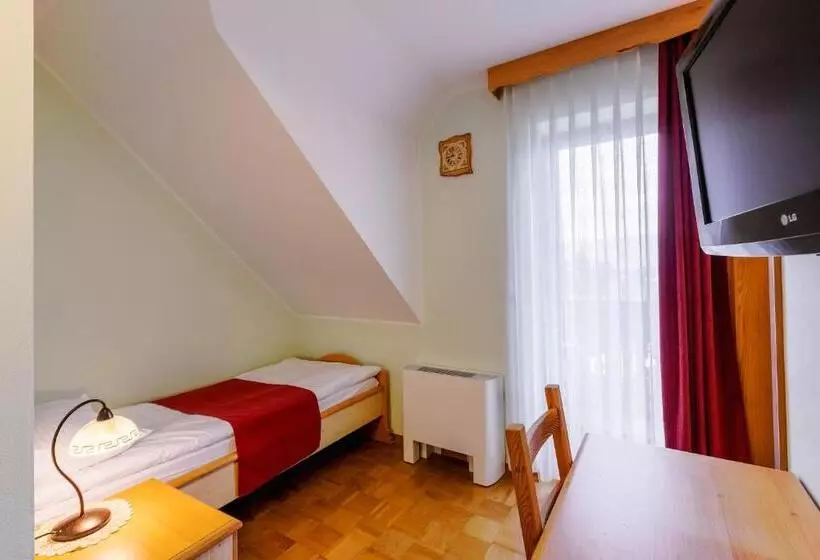 Pension Török
