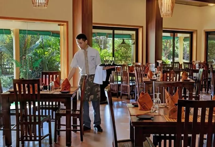 The Fern Gir Forest Resort, Sasan Gir A Fern Crown Collection Resort