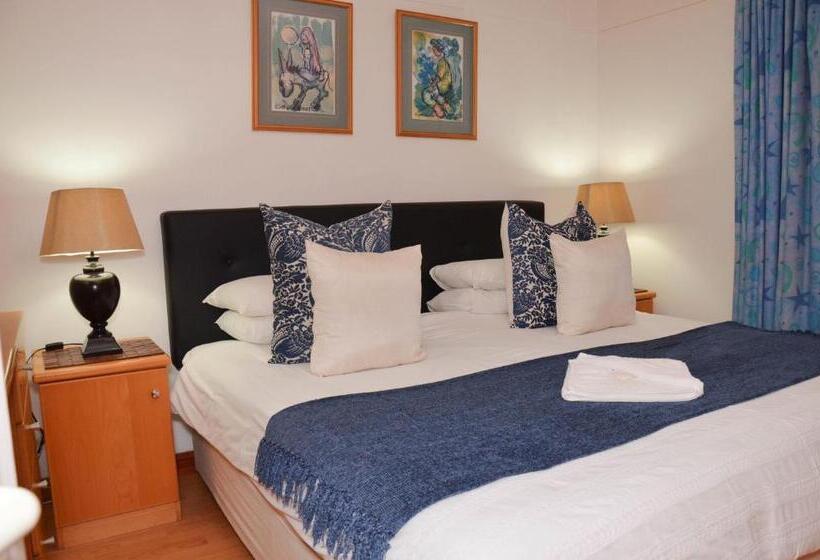 The Sandringham Bed & Breakfast And Self Catering