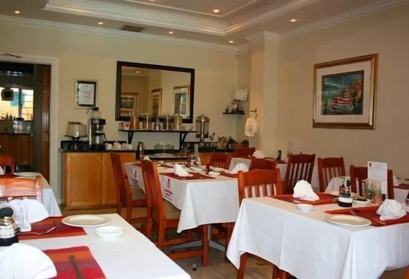 The Sandringham Bed & Breakfast And Self Catering