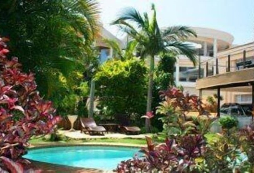 The Sandringham Bed & Breakfast And Self Catering