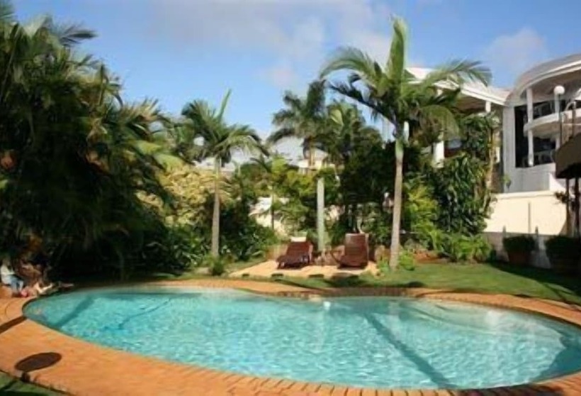 The Sandringham Bed & Breakfast And Self Catering