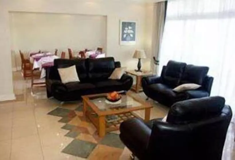 The Sandringham Bed & Breakfast And Self Catering