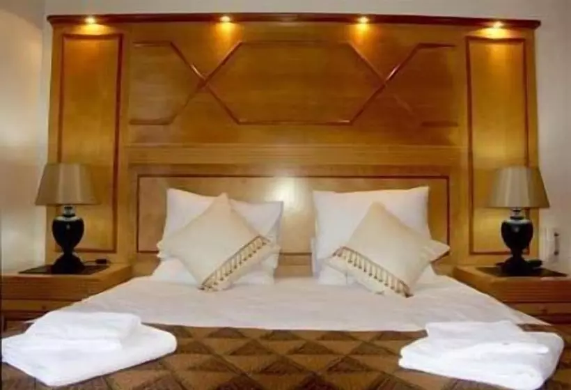 The Sandringham Bed & Breakfast And Self Catering