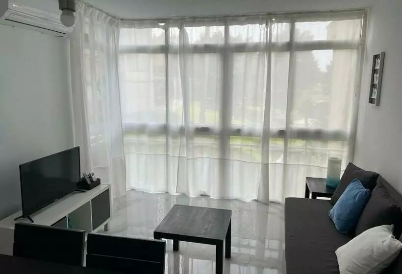 Apartamento Con Piscina Y Barbacoa