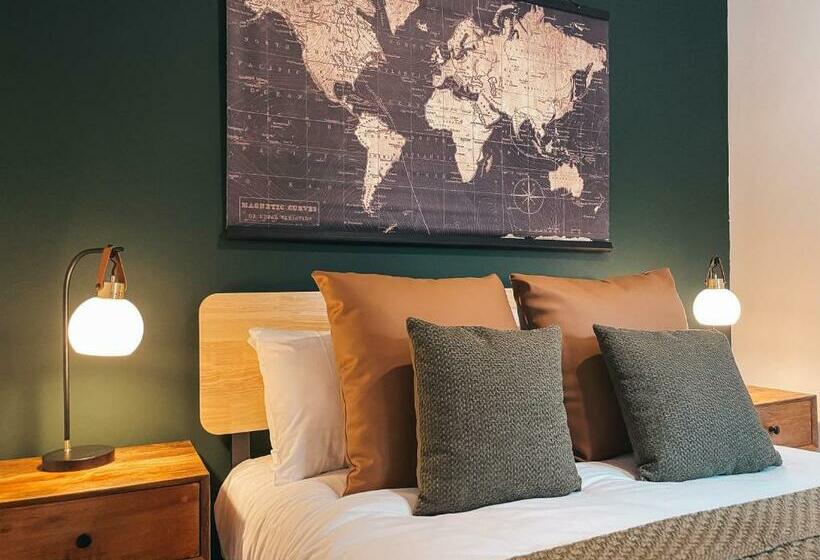 Coronation House By Solace Stays