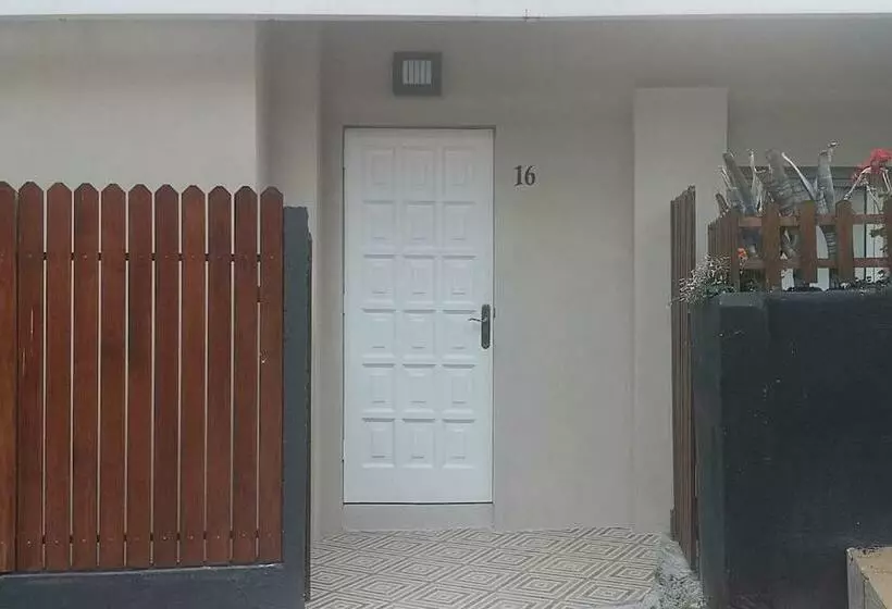 Tranquila Casa Con Patio