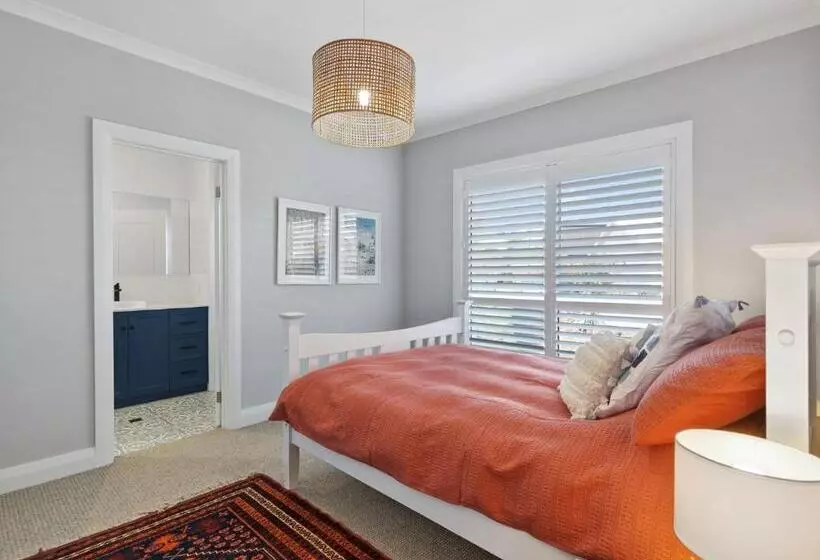 Normanville Beach Side Escape