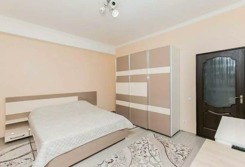 Apartament Spatios In Complex Residential
