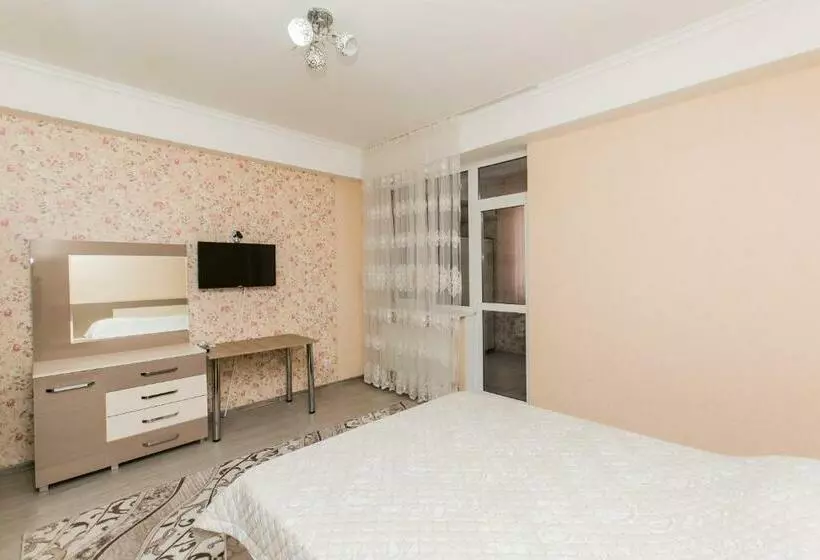 Apartament Spatios In Complex Residential
