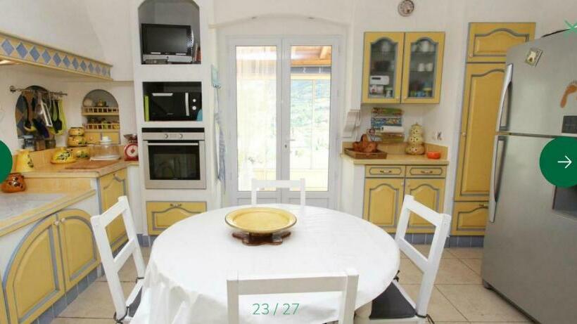 Les Oliviers Du Coquillon