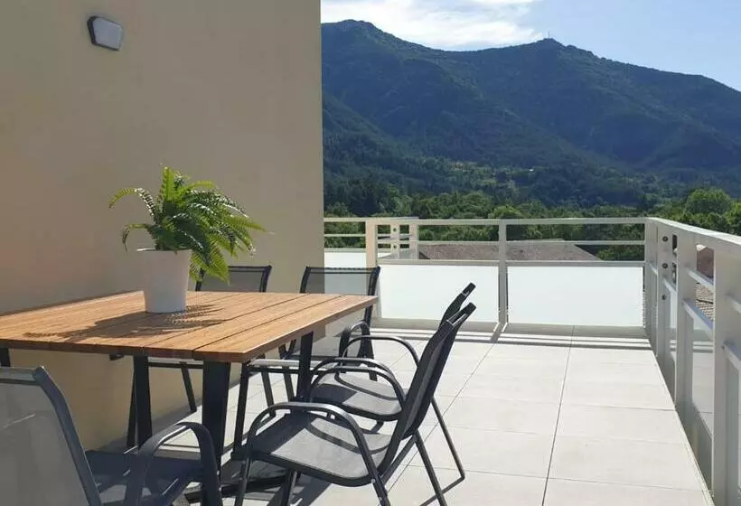 Appartement Neuf, Avec Vue Montagnes