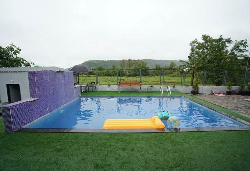 Aura   8bhk Pool Resort Lonavala