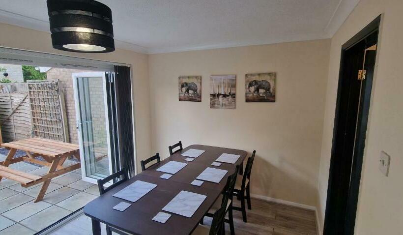 Shirley L, Milton, Cambridge, 4 Br House, Newly Refurbished
