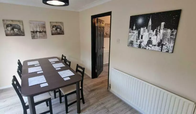 Shirley L, Milton, Cambridge, 4 Br House, Newly Refurbished