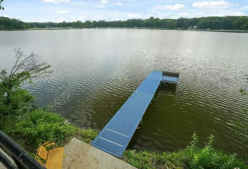 The Beverly On Buena Lake