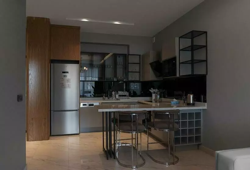 Via Mar 3 Premium Residence