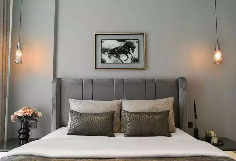 Via Mar 3 Premium Residence