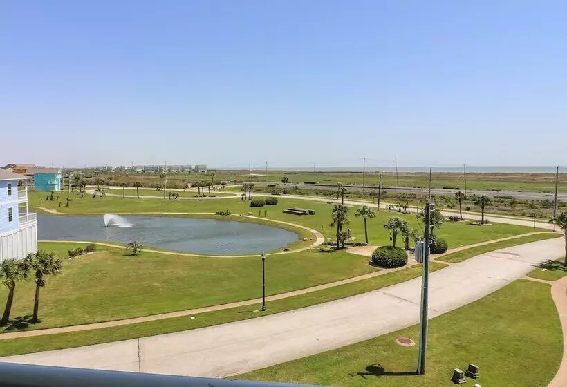 Stunning Sunsets Steps From Pool Lazy River Ocean Bay Views