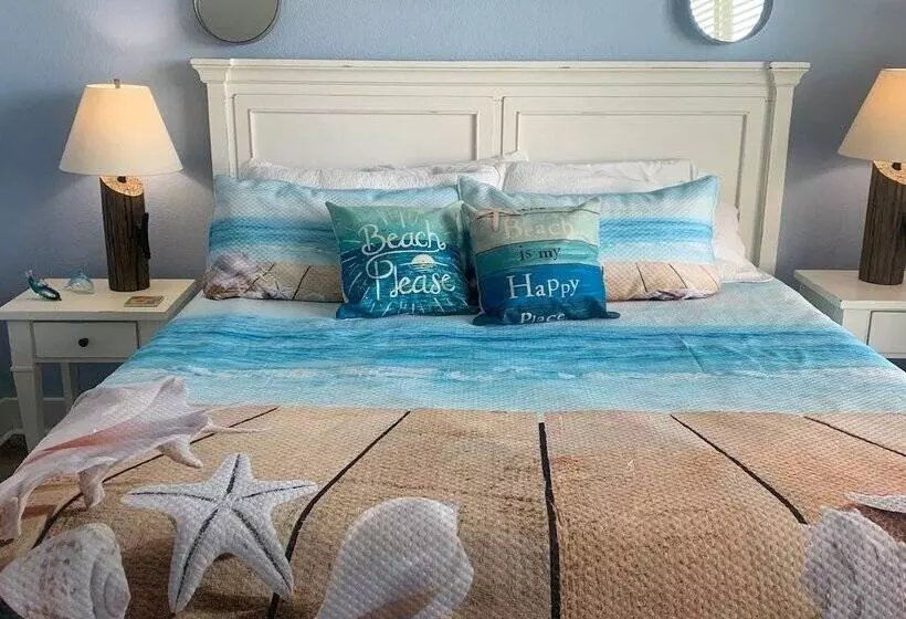 Stunning Sunsets Steps From Pool Lazy River Ocean Bay Views