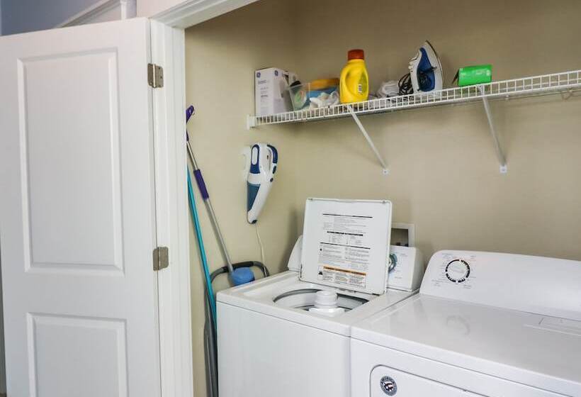 Stunning Sunsets Steps From Pool Lazy River Ocean Bay Views