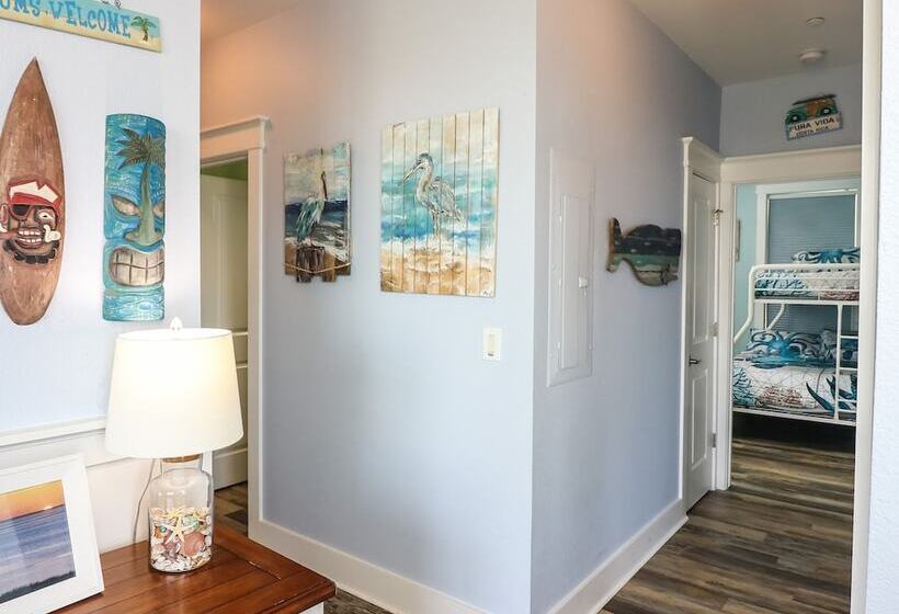 Stunning Sunsets Steps From Pool Lazy River Ocean Bay Views