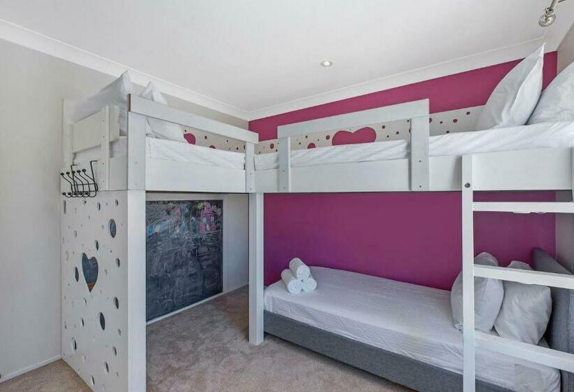 Sunny Daze At Noraville