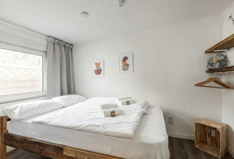 Am Grimnitzsee Gemütliches Tiny House Bungalow Mit Sauna Und Kamin