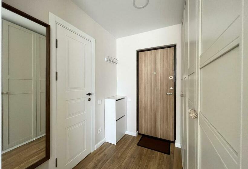 Apartment Near Outlet Park By Urban Rent