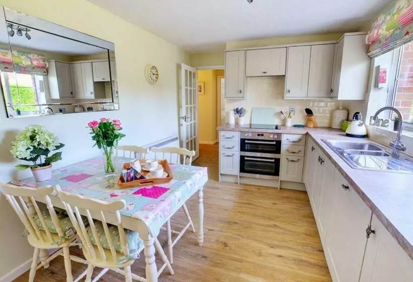Curlew Cottage