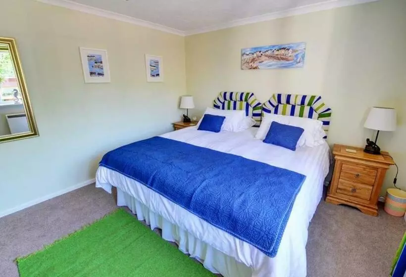 Curlew Cottage