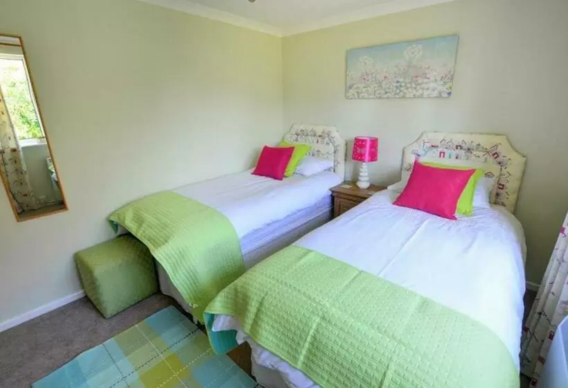 Curlew Cottage