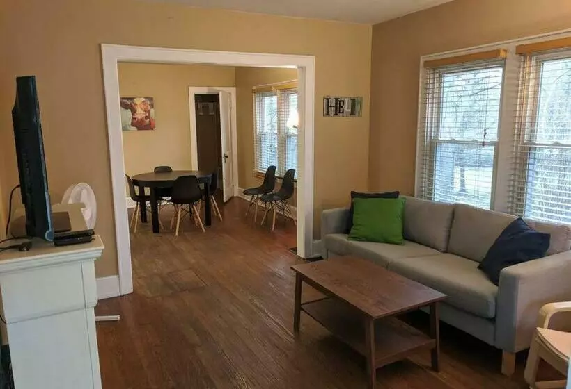 Ohio Ave 3 Bed House Historic Downtown Loveland