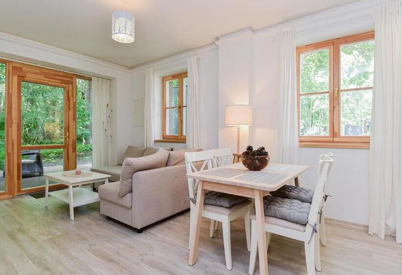 Sengirės Kotedžai Juodkrantė