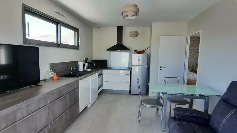 Logement Neuf Climatisé Avec Parking