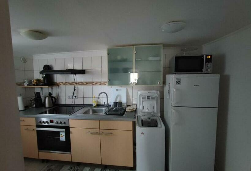 Studio Ferienwohnung Untergeschoss